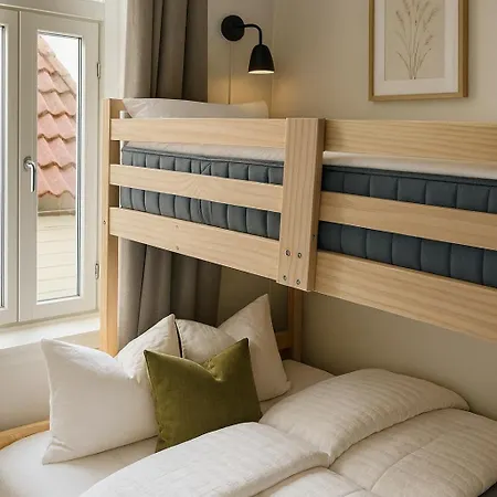 Quartet Bryggen - Quiet And Cozy - Norwegians Minimum Age 25 Апартаменты *