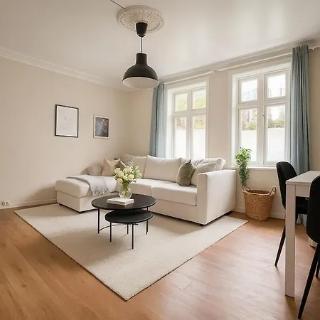 Quartet Bryggen - Quiet And Cozy - Norwegians Minimum Age 25 דירה