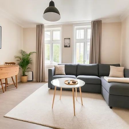 公寓 Four By Bryggen - Central, Quiet And Cozy - Norwegians Minimum Age 25 *